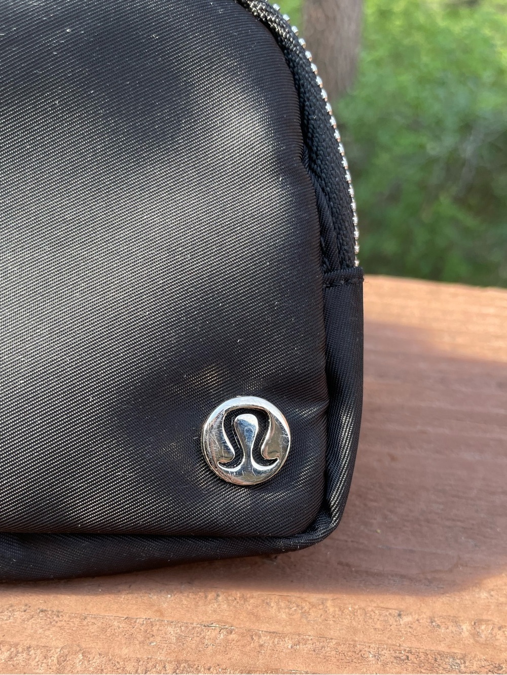 Lululemon OG Everywhere Crossbody Bag 1L Black & White Striped Strap - Picture 3 of 7